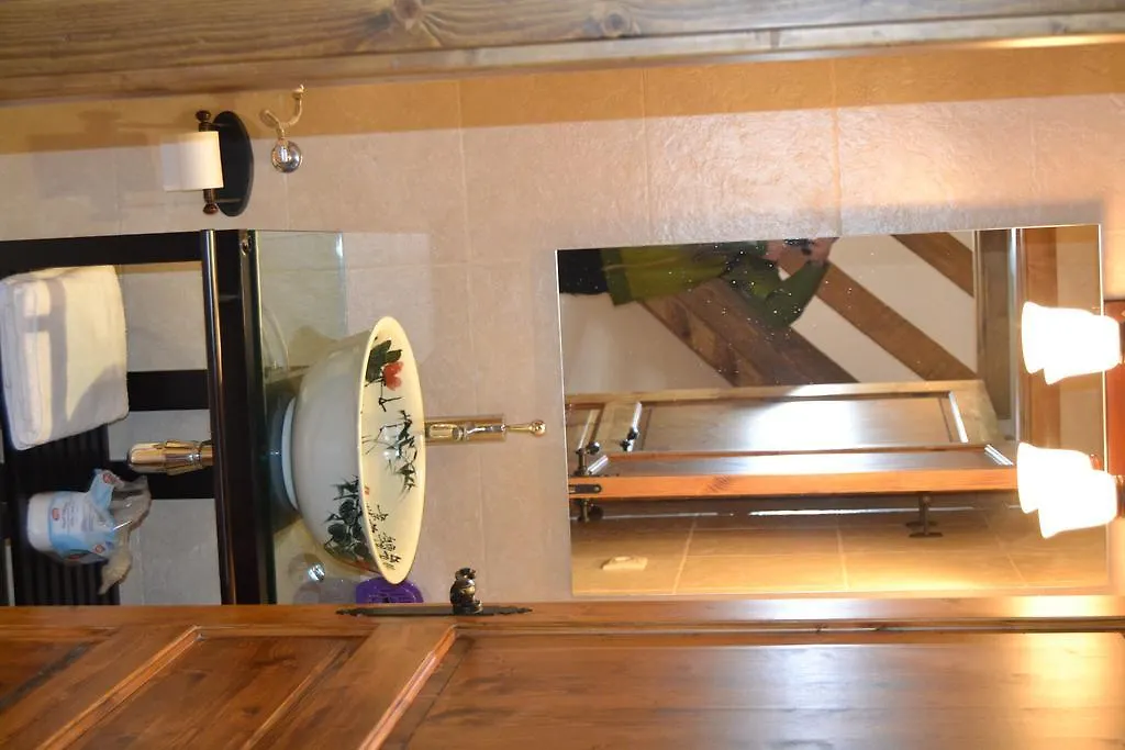 בית הארחה קסטלאר דה נוג Hostal La Muntanya ספרד